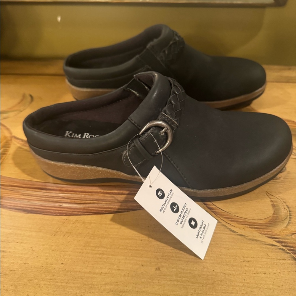 Kim Rogers Black Mules with Brown Sole - Picture 5 of 13